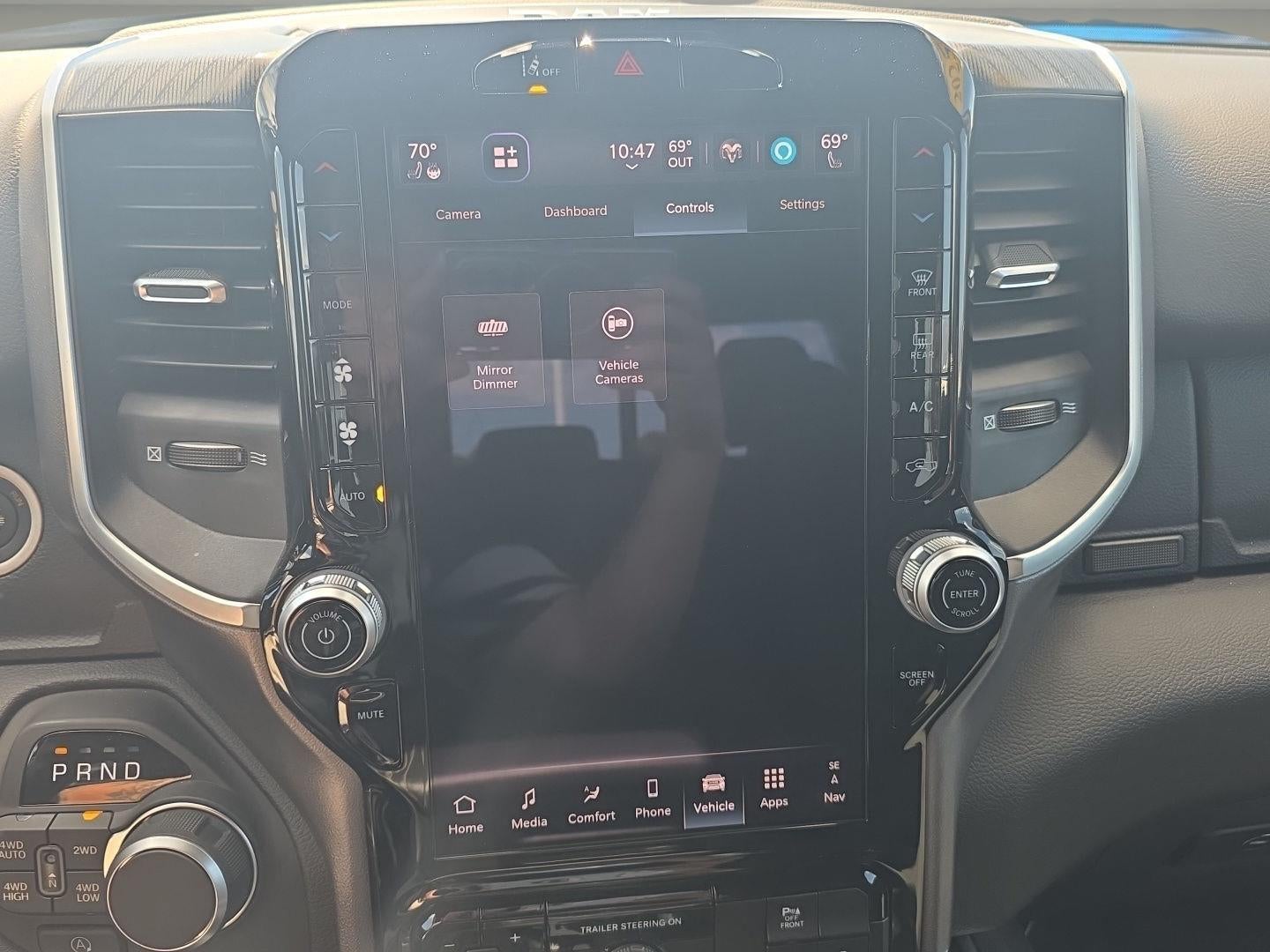 2025 RAM 1500 BIG HORN 4X4 CREW CAB 5'7