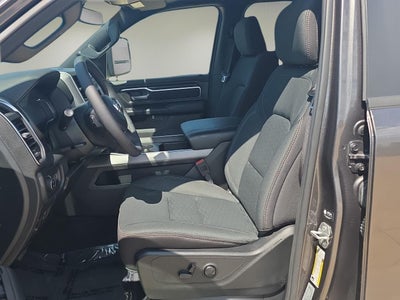 2025 RAM 1500 BIG HORN 4X4 CREW CAB 5'7