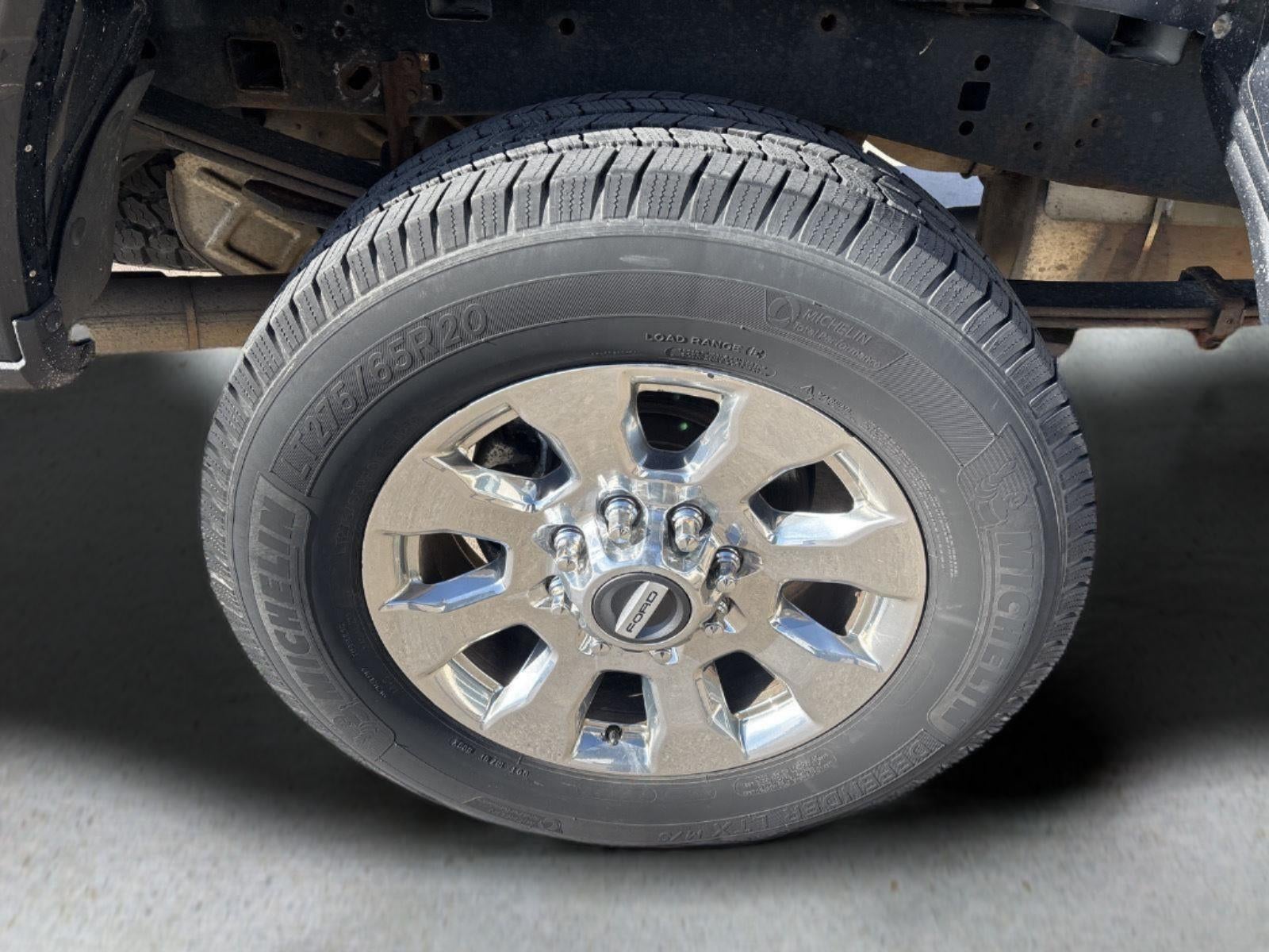 2017 Ford Super Duty F-250 Lariat