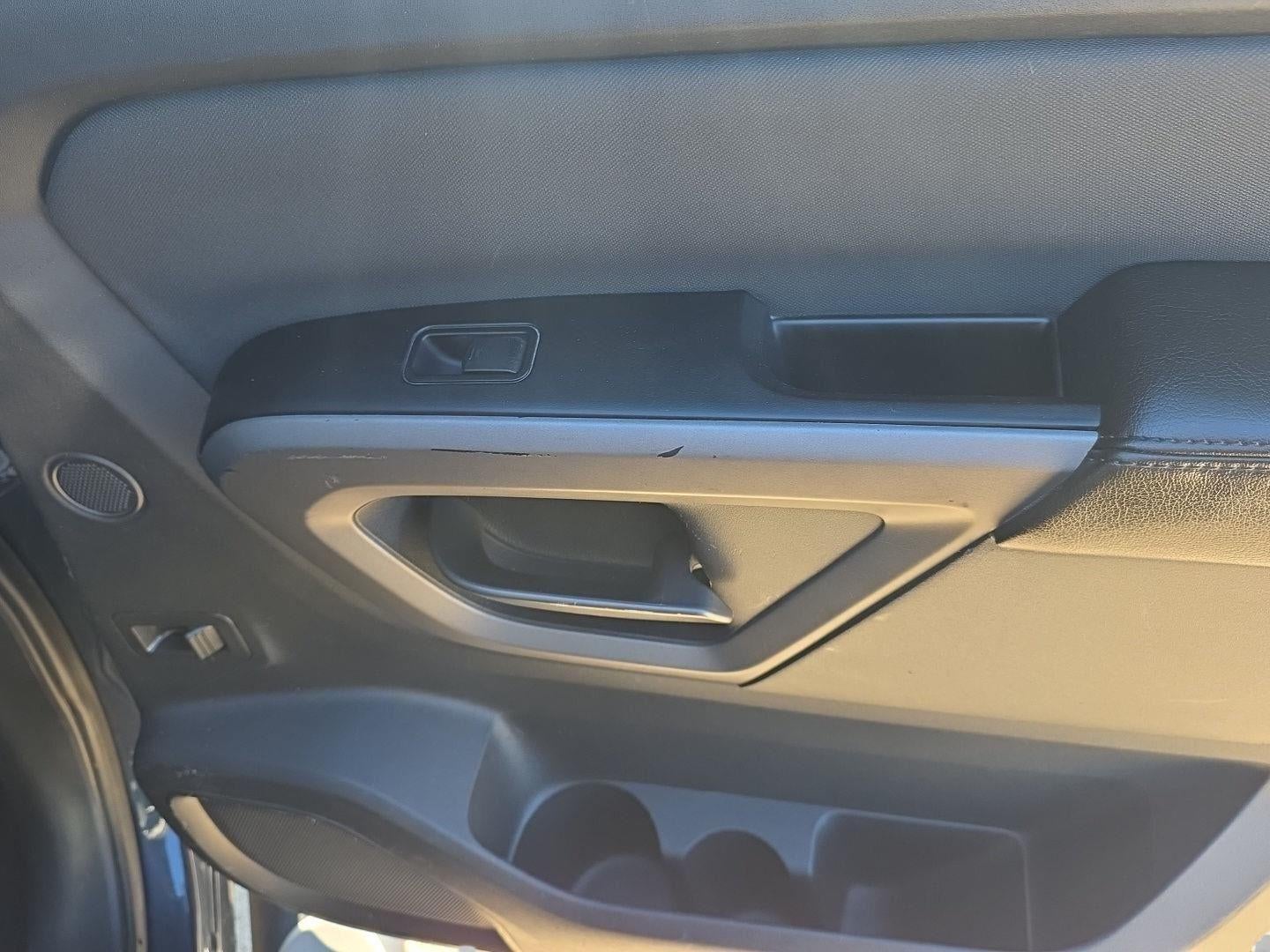 2015 Nissan Titan SV