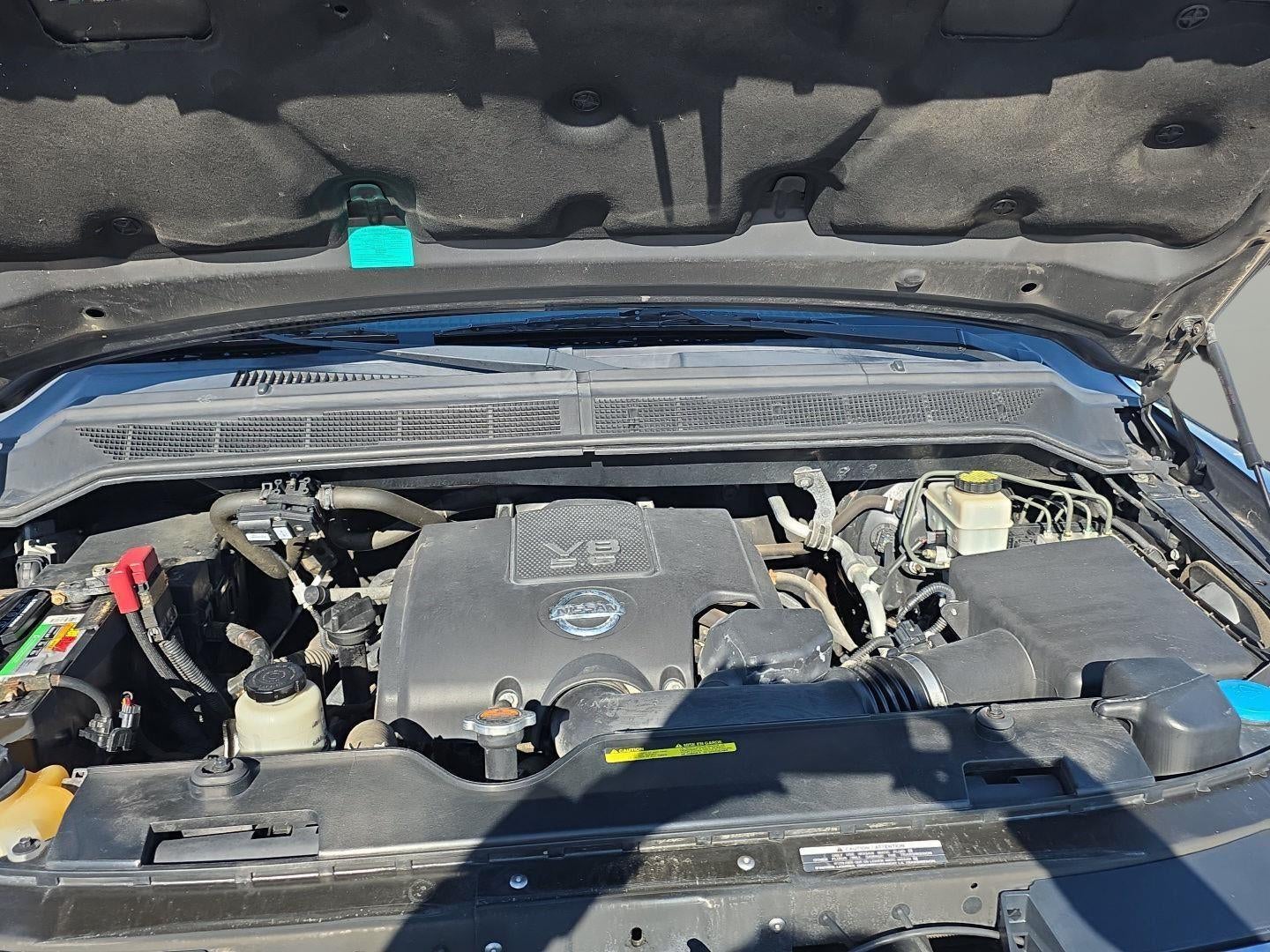 2015 Nissan Titan SV