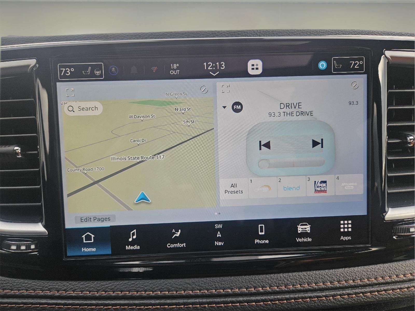 2025 Chrysler Pacifica Hybrid Pinnacle