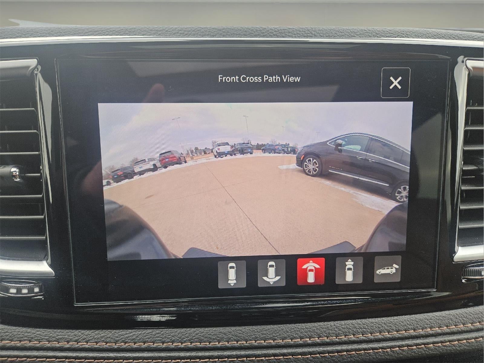 2025 Chrysler Pacifica Hybrid Pinnacle