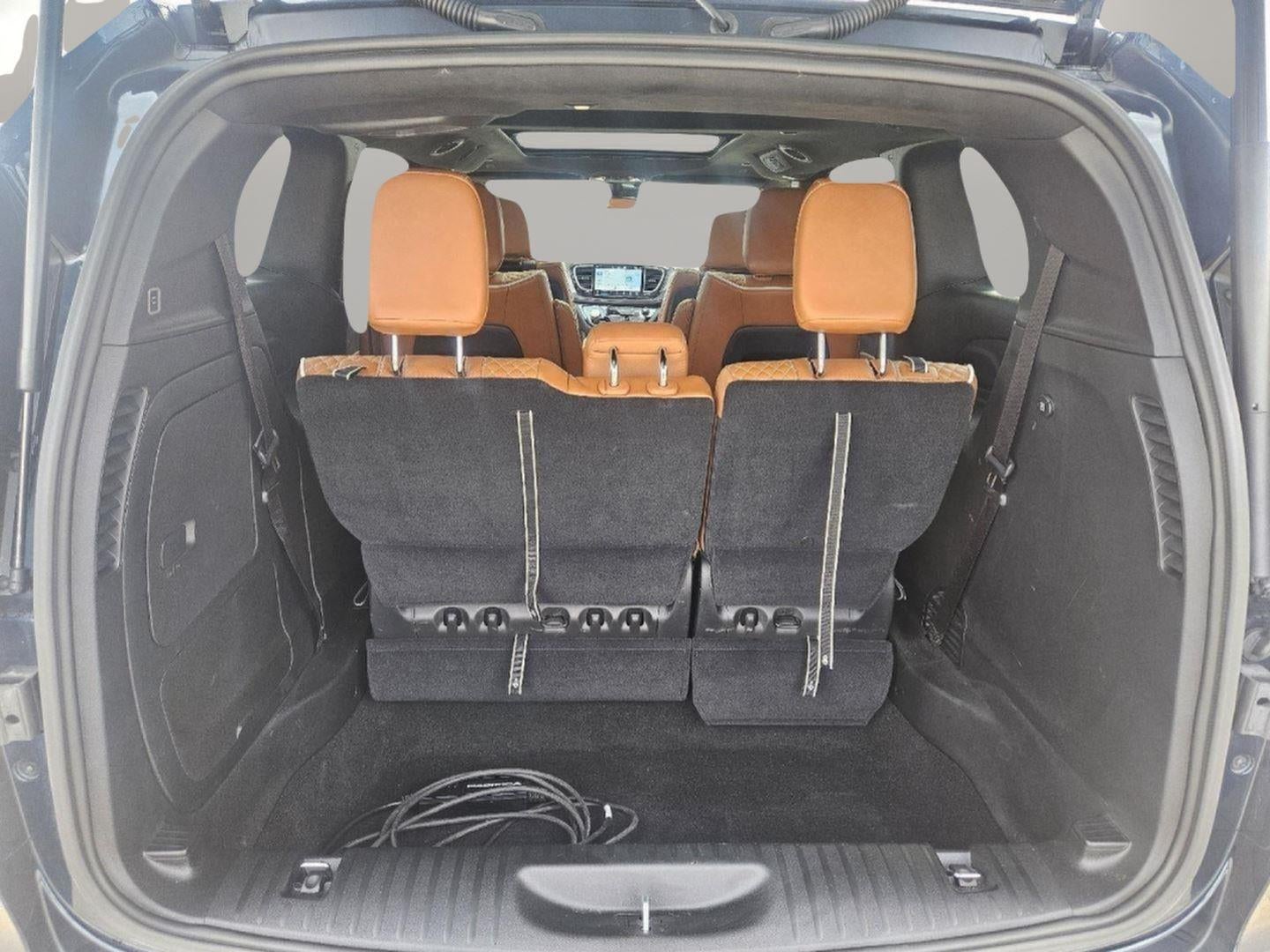 2025 Chrysler Pacifica Hybrid Pinnacle