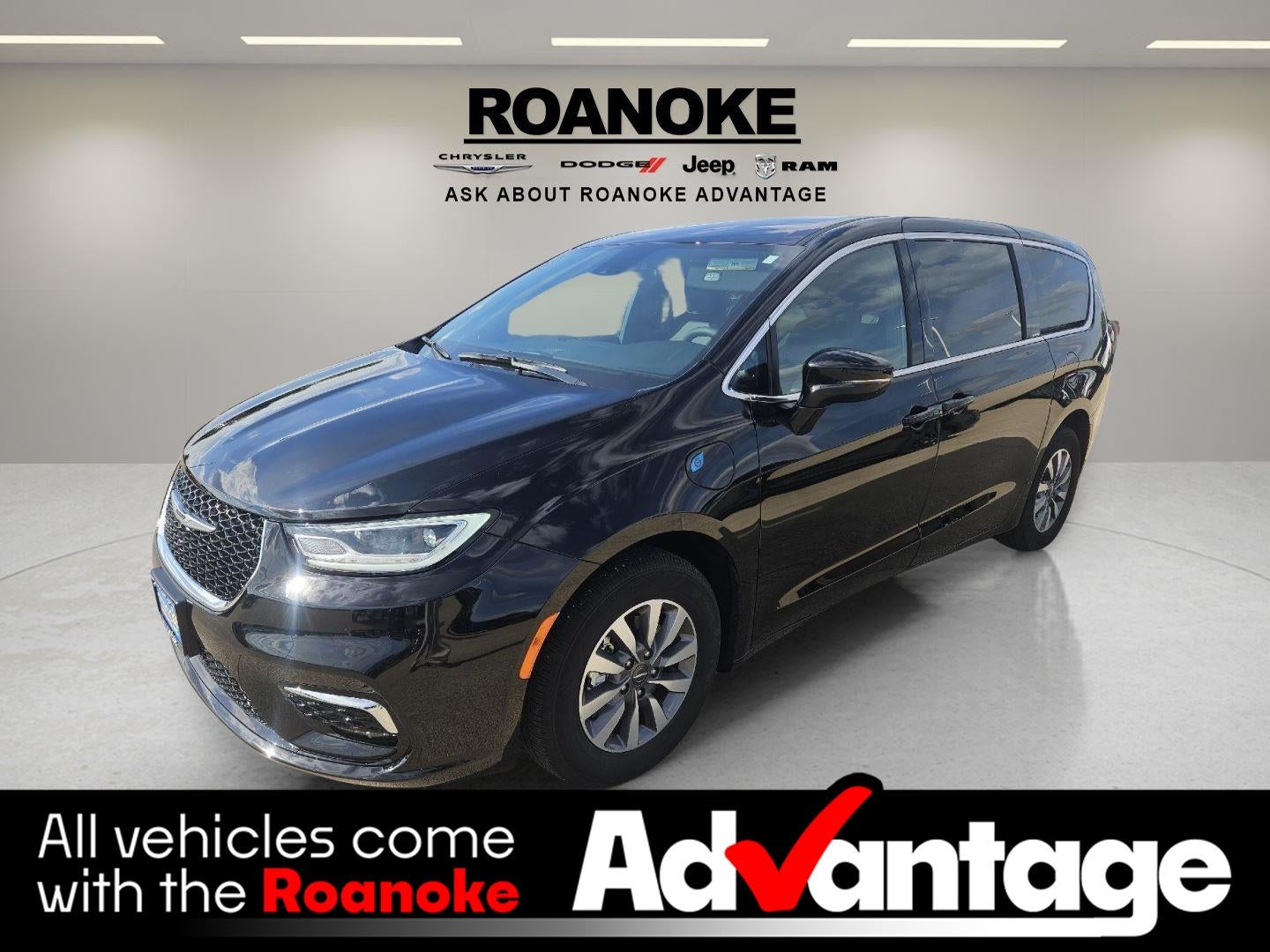 2025 Chrysler Pacifica Hybrid Select