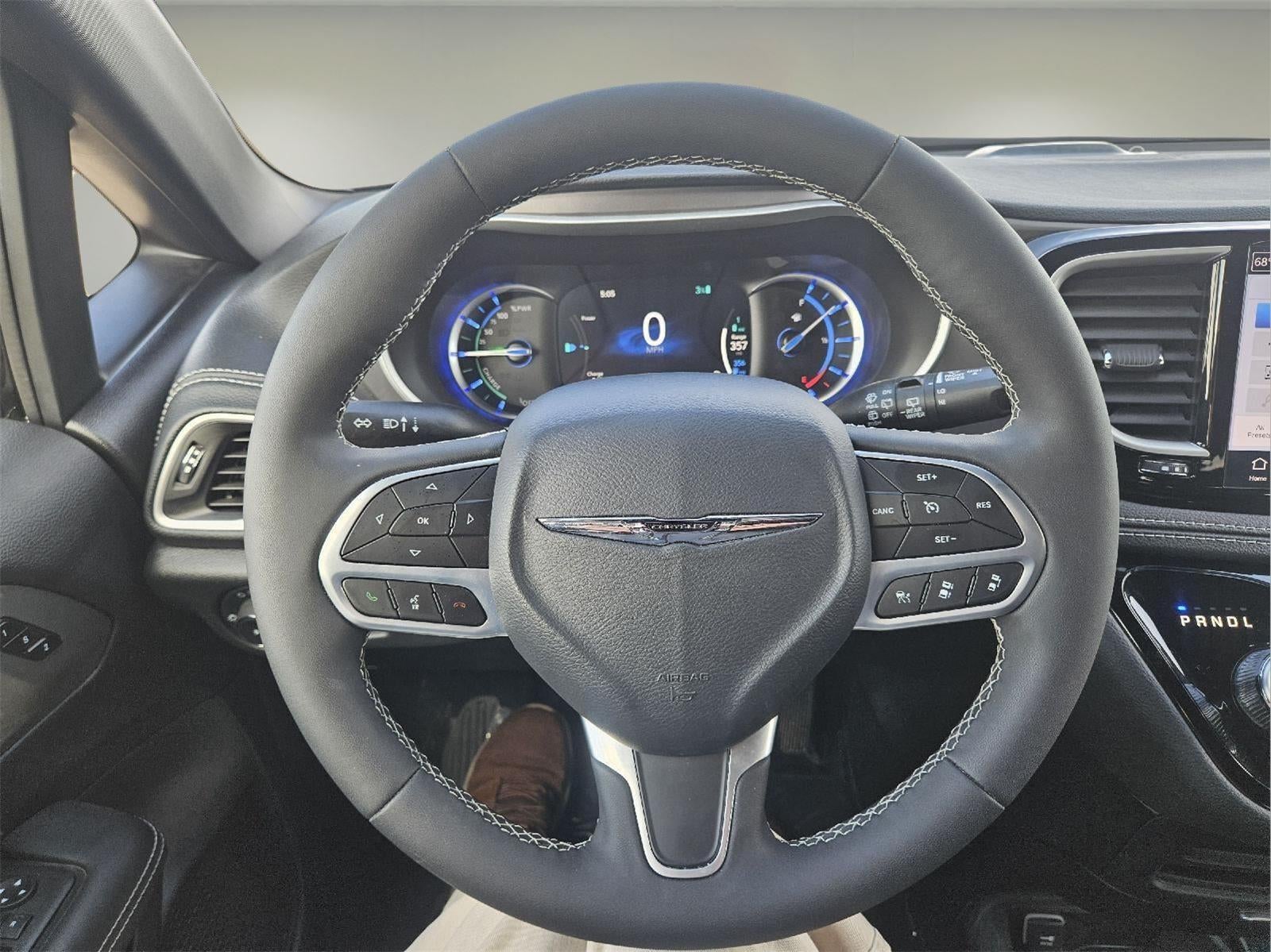 2025 Chrysler Pacifica Hybrid Select
