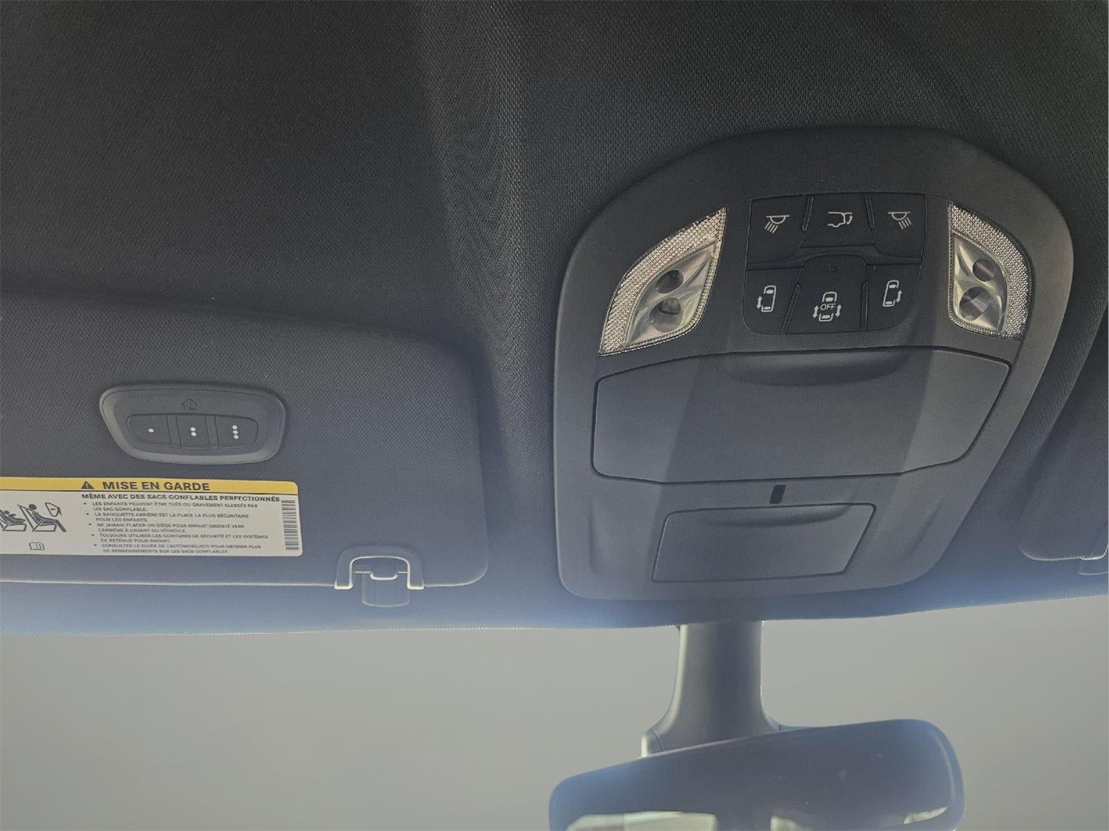 2025 Chrysler Pacifica Hybrid Select