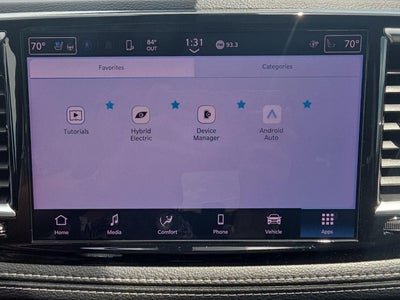 2025 Chrysler Pacifica Hybrid Premium S Appearance Pkg