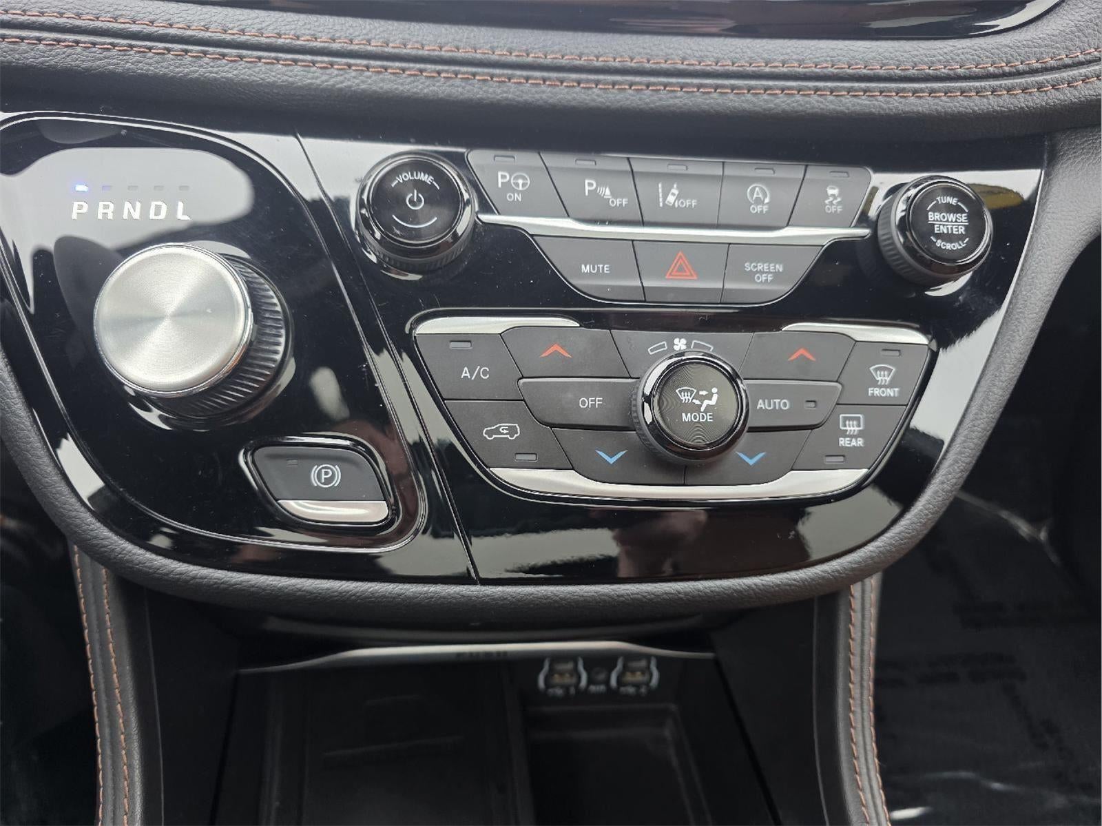 2024 Chrysler Pacifica Pinnacle