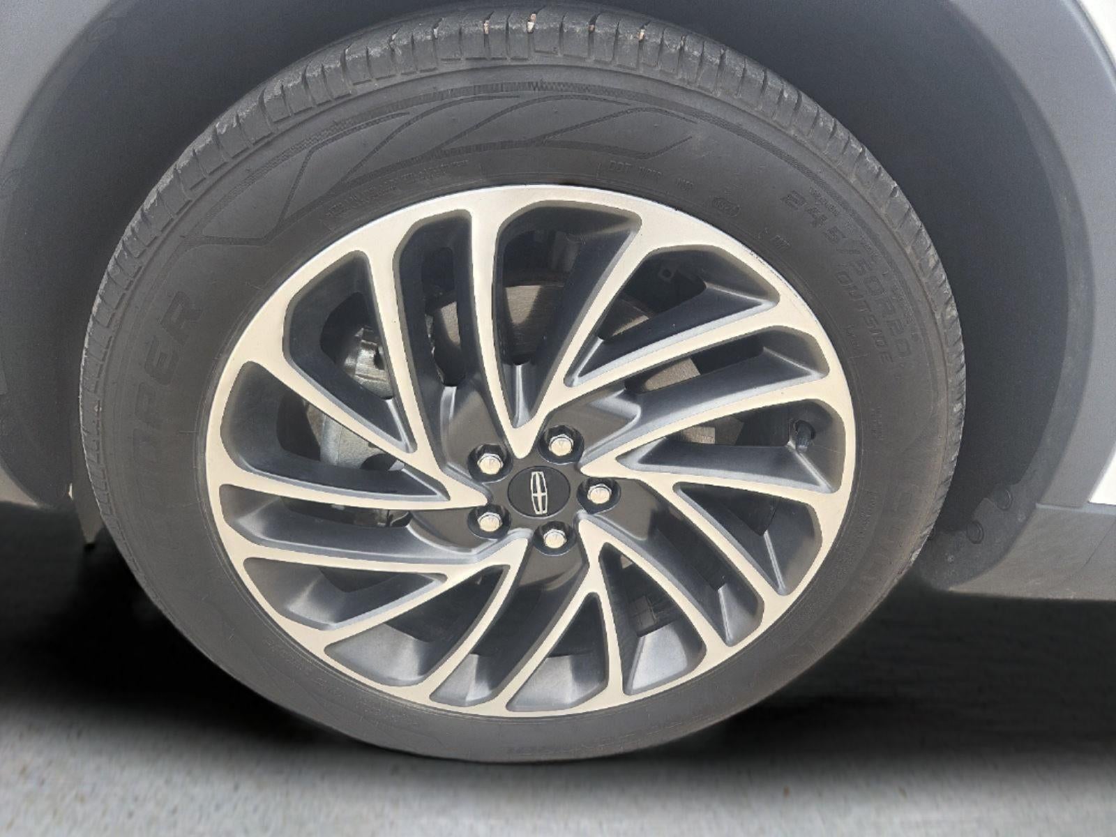 2020 Lincoln Nautilus Reserve