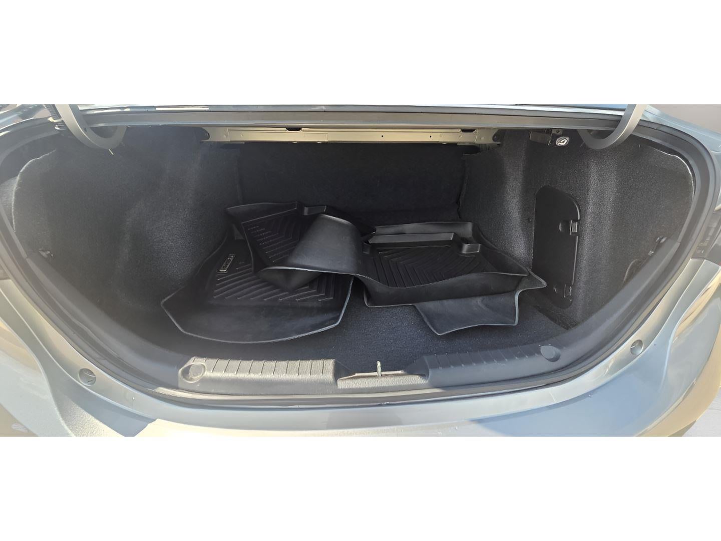 2014 Mazda Mazda3 i SV