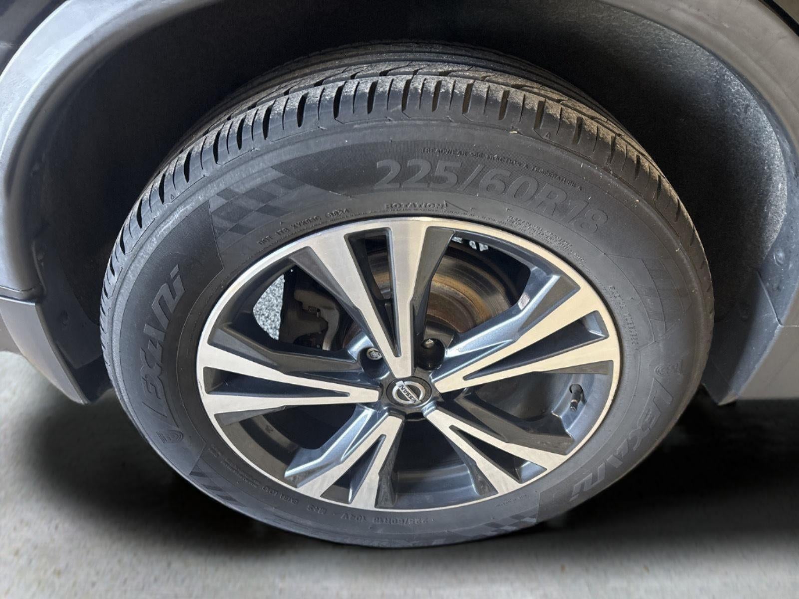 2020 Nissan Rogue SV